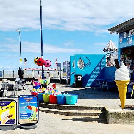 Vitamin Sea - Beachfront Apartment - Sleeps 4 Ramsgate Exteriör bild