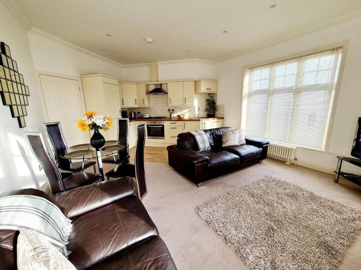 Vitamin Sea - Beachfront Apartment - Sleeps 4 Ramsgate Exteriör bild