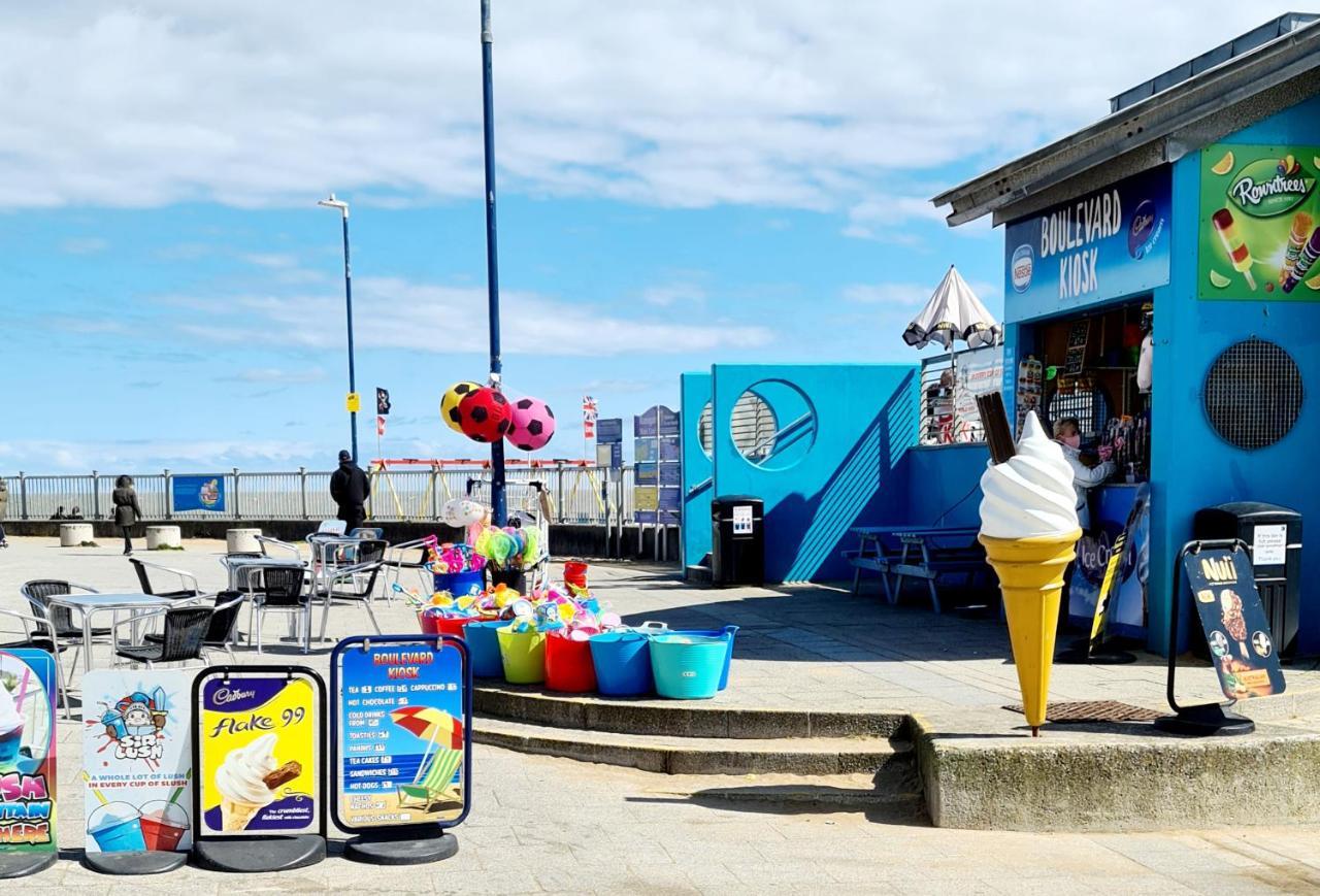 Vitamin Sea - Beachfront Apartment - Sleeps 4 Ramsgate Exteriör bild